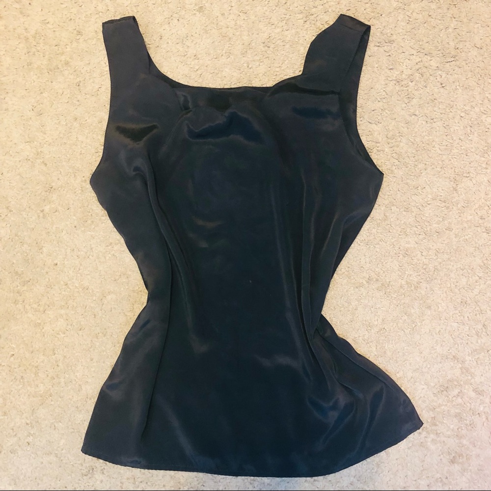 Vintage Sara Stephen scalloped neckline top